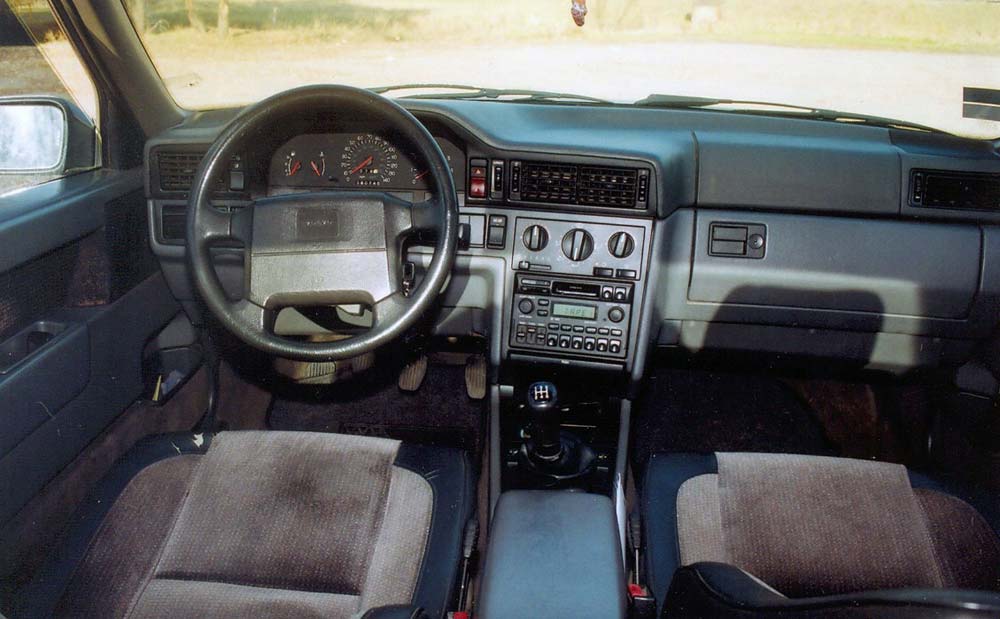 Volvo 850 салон