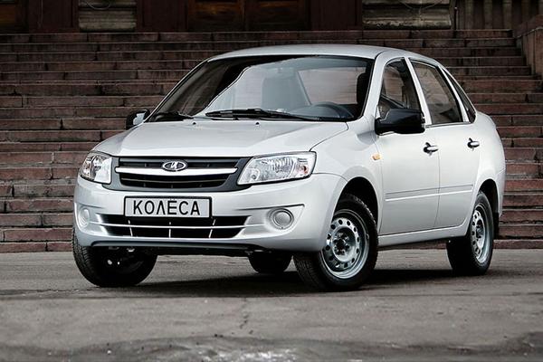 Рено сандеро степвей коробка автомат или робот