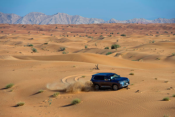 Lexus LX 570