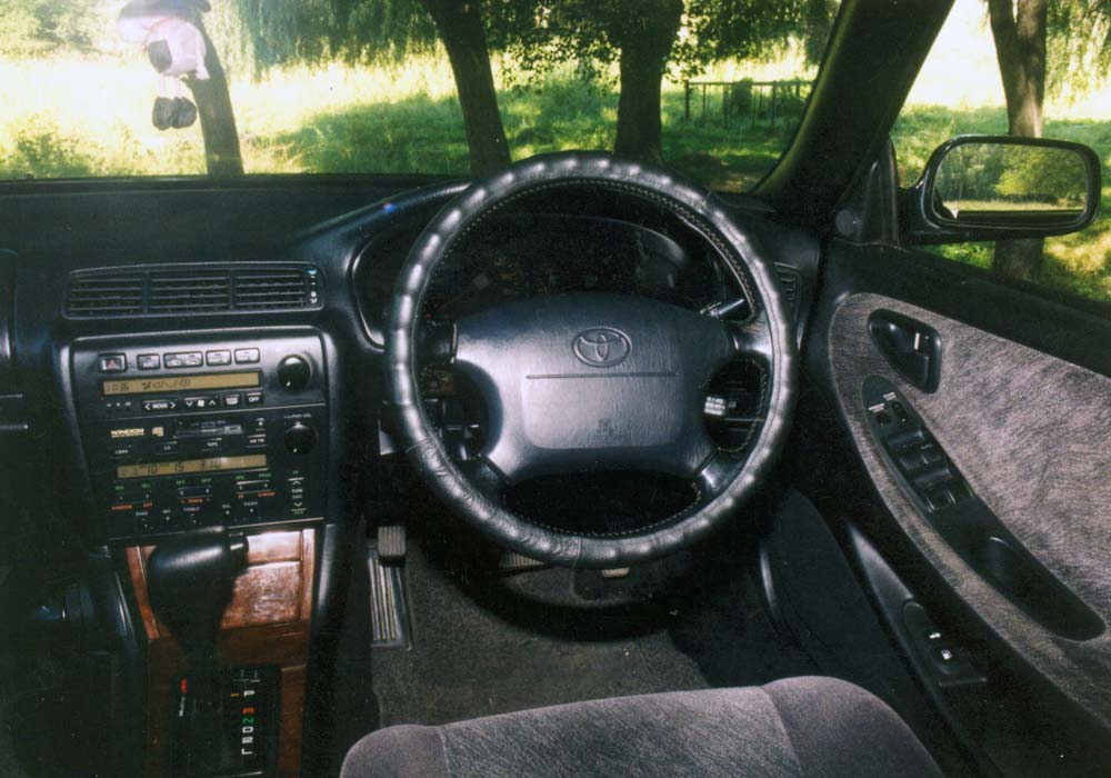 Центральная консоль автомобиля